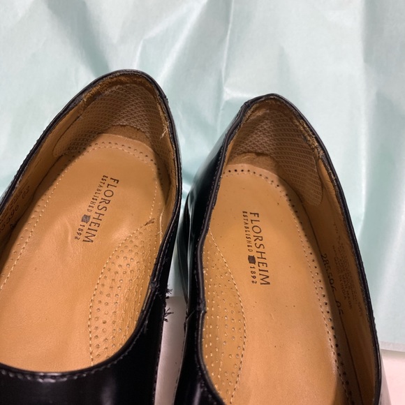 FLORSHEIM Slip on Black Shoes for Men Sz 7.5 - Picture 4 of 10